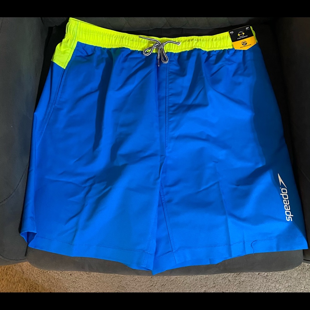 New Mens shorts size Medium